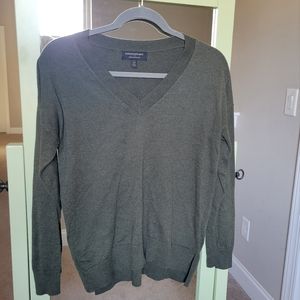Banana Republic Factory V neck sweater